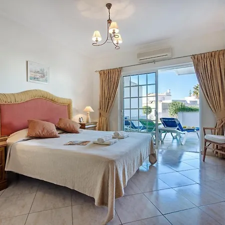 Apartamento O Monte C Near The By Algarve Holidays *