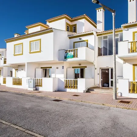 O Monte C Near The By Algarve Holidays * Αλμπουφέιρα